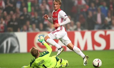 Liverpool công khai mong muốn có 'sát thủ' của Ajax