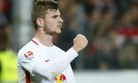 Liverpool nhận "cú hích" cực lớn từ sát thủ Bundesliga