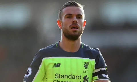 Liverpool nhận thêm hung tin sau trận thua sấp mặt trước Leicester