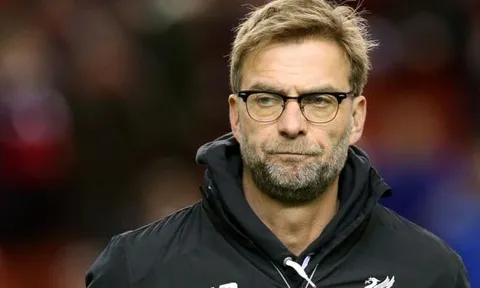 Liverpool sa lầy, Klopp 'oanh tạc' phòng thay đồ