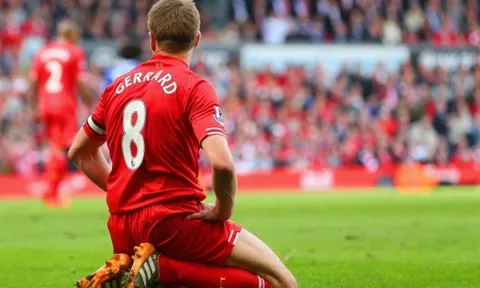Liverpool 'trượt dài' không phải do Klopp, mà là vì Gerrard