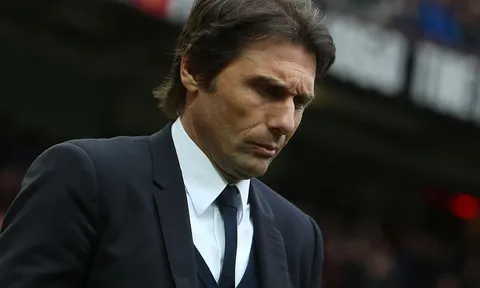 Lộ lý do lãnh đạo Chelsea ngần ngại sa thải Conte