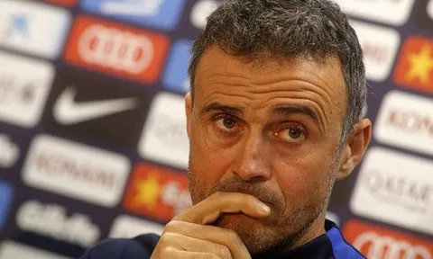 Lucho: Đừng hối thúc Barca gia hạn với Messi