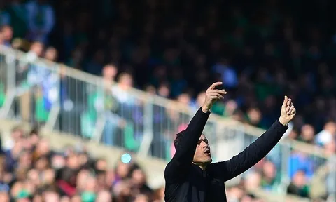 Luis Enrique kêu gọi sử dụng công nghệ goal-line sau trận hòa Betis