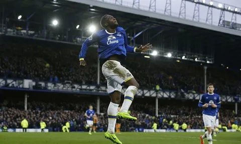 Lukaku chính thức gửi thông điệp đến Chelsea và Man Utd