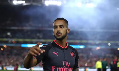 Lý do Theo Walcott được Everton săn đón