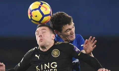 Maguire - "Món quà" mà Hull dành cho Leicester
