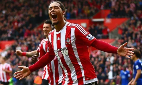 Man City gặp khó: Southampton quyết không bán Van Dijk