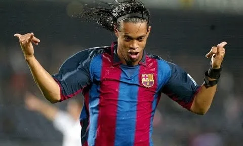 Màn ra mắt Barcelona của Ronaldinho