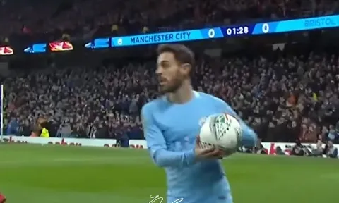 Màn trình diễn của Bernardo Silva trước Bristol City