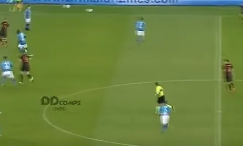 Màn trình diễn của Cengiz Under trước Napoli