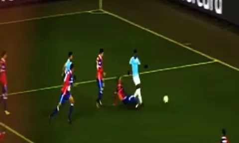 Màn trình diễn của Gundogan trước Basel