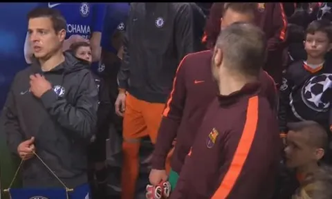 Màn trình diễn của Iniesta trước Chelsea