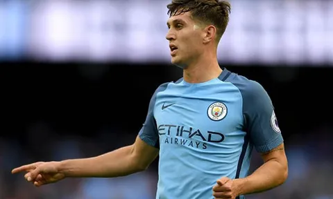 Màn trình diễn của John Stones trong màu áo Man City