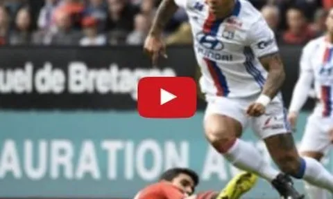 Màn trình diễn của Memphis Depay vs Rennes