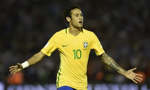 Màn trình diễn đỉnh cao của Neymar vs Paraguay