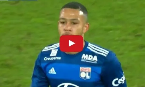 Màn trình diễn khiến Memphis Depay bị chê tơi tả vs Saint-Etienne