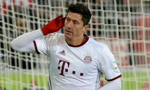 Màn trình diễn xuất chúng của Lewandowski vs Freiburg