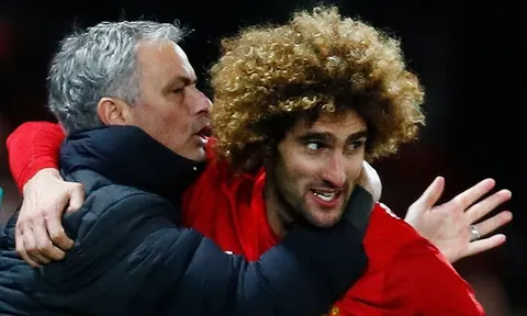 Man United kích hoạt điều khoản giữ chân Fellaini