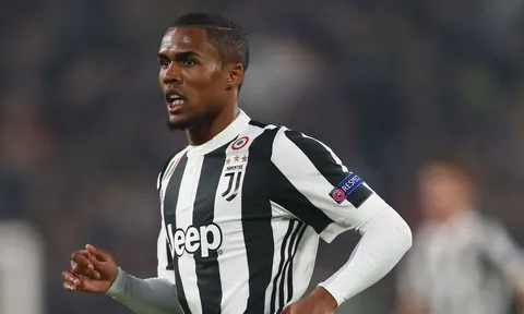 Man Utd bất ngờ muốn có Douglas Costa