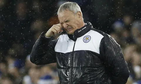 Claudio Ranieri thừa nhận khả năng bị sa thải trước trận gặp MU