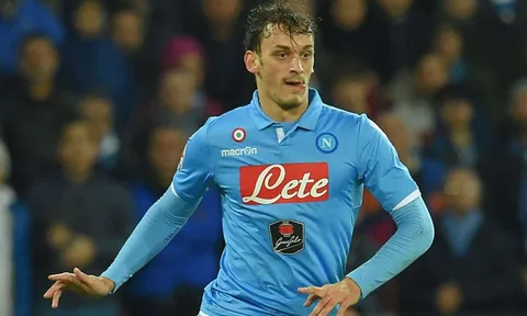 Manolo Gabbiadini khi còn khoác áo Napoli