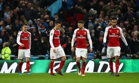 Martin Keown: Triều đại của Wenger nên chấm dứt
