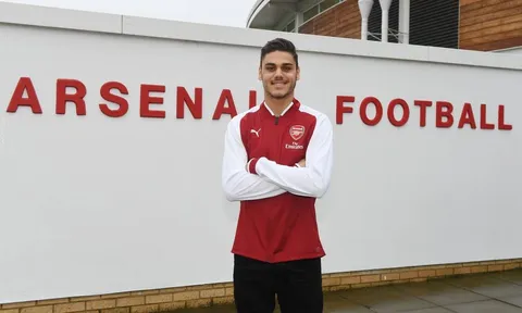 Mavropanos nói gì trong ngày ra mắt Arsenal?