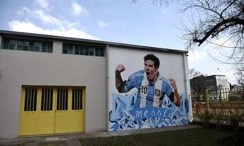 Messi chi 200.000 bảng làm từ thiện ở quê nhà