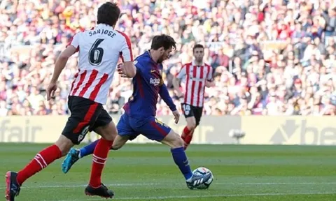 Messi cùng Salah là hai siêu nhân mùa này