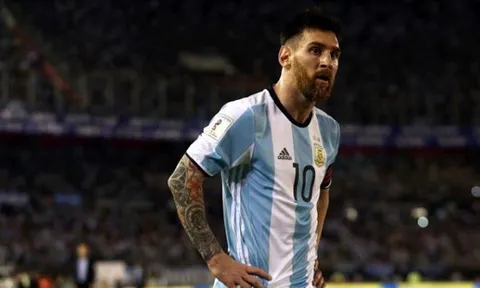 Messi đã sai khi trở lại ĐT Argentina?