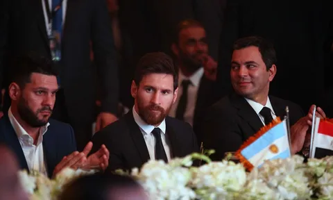 Messi được tiếp đón như ông hoàng tại Ai Cập