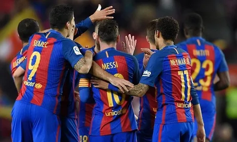Messi lập kỷ lục, Barca hủy diệt Gijon với tỉ số của một set tennis