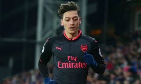 Mesut Ozil thể hiện ra sao vs Ostersunds?