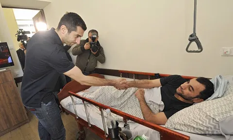 Mkhitaryan làm ấm lòng người dân quê nhà