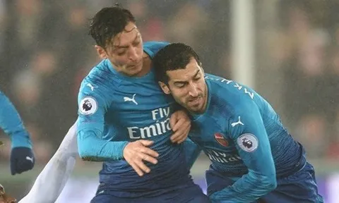 Mkhitaryan tự hào khi được chơi cùng Oezil