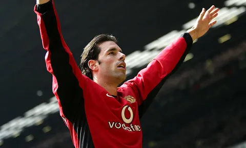 Mohamed Salah và 5 màn ra mắt ấn tượng nhất lịch sử Premier League
