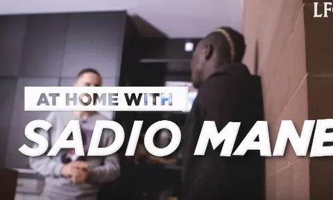 Một ngày thăm nhà của Sadio Mane
