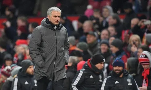 Mourinho và phong cách gây ‘ức chế’ Manucians