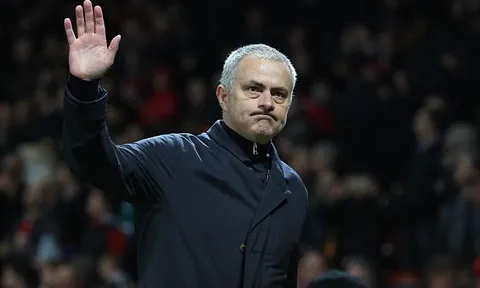 Mourinho coi trọng FA Cup, công khai "đá đểu" Klopp
