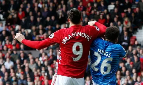 Mourinho giáo huấn 'đồ tể' đạp đầu Ibrahimovic