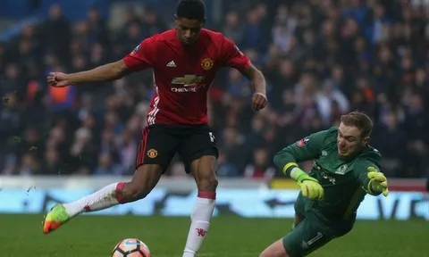 Mourinho được ngợi khen vì trọng dụng Rashford