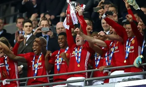 Mourinho lên tiếng vụ Rooney sang Everton
