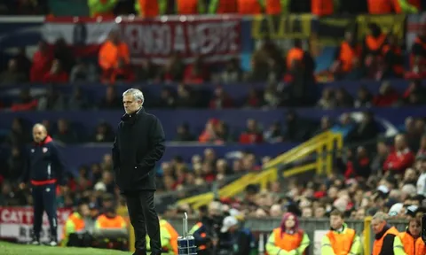Mourinho trên đường trở thành kẻ lạc hậu của thế giới
