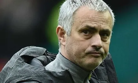 Mourinho: "Mùa giải thứ 2 sẽ rất dễ dàng"