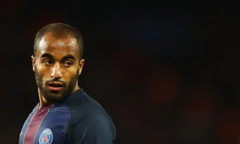 Mourinho muốn M.U mua ngay sao PSG