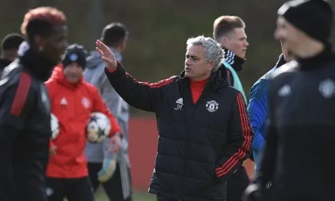 Mourinho so sánh Man Utd với Inter và Porto vô địch ngày nào