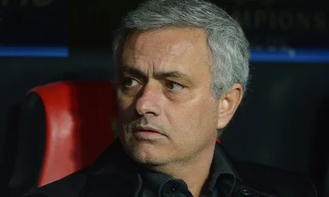 Mourinho thất bại trong việc kết hợp bộ ba SML