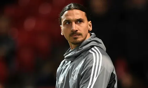 Mourinho thừa nhận Ibrahimovic đang buồn
