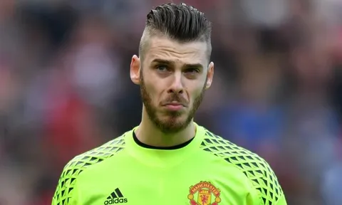Mourinho tuyên chiến với Real: Man Utd mua sao, chứ không bán sao